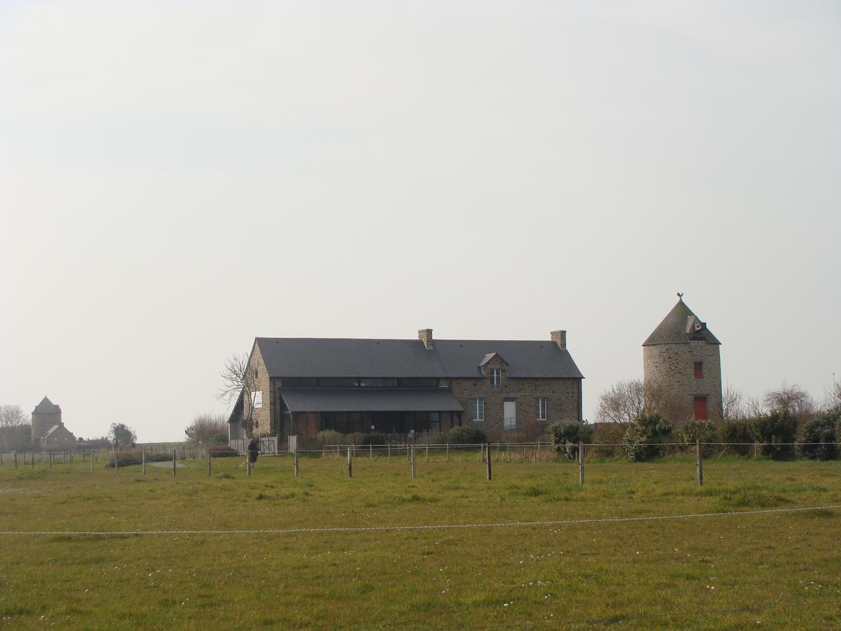 Saint-Broladre Chambres D'Hotes Le Petit Angle מראה חיצוני תמונה